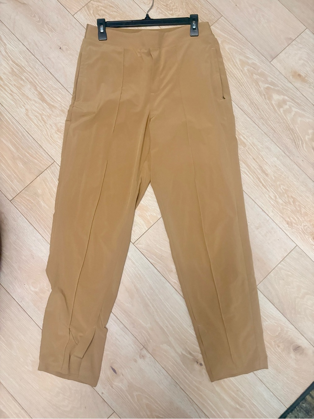 Athleta Camel Slim Tapered Jogger Pants
